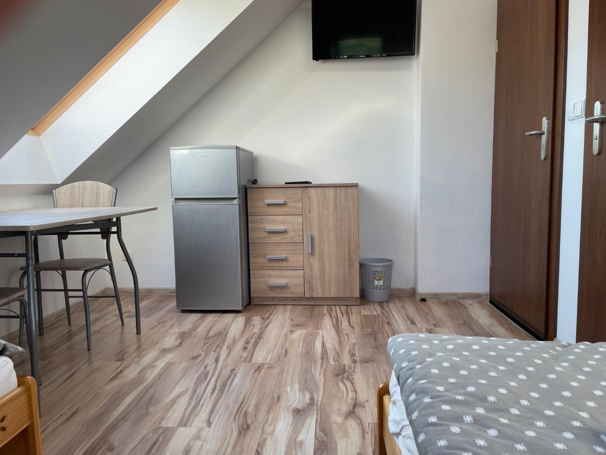 Rozana 51 Apartment ออปอเล ภายนอก รูปภาพ