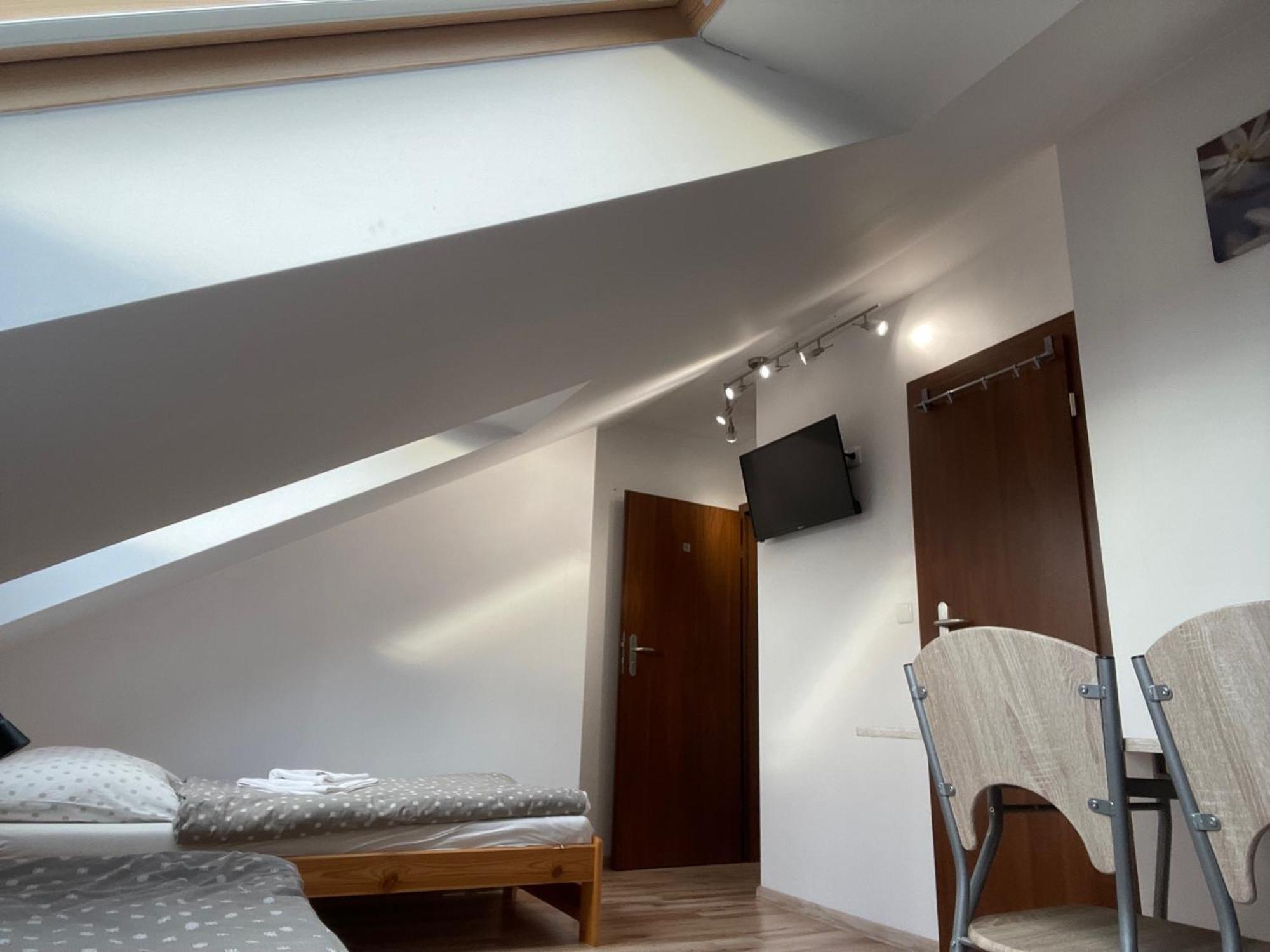 Rozana 51 Apartment ออปอเล ภายนอก รูปภาพ