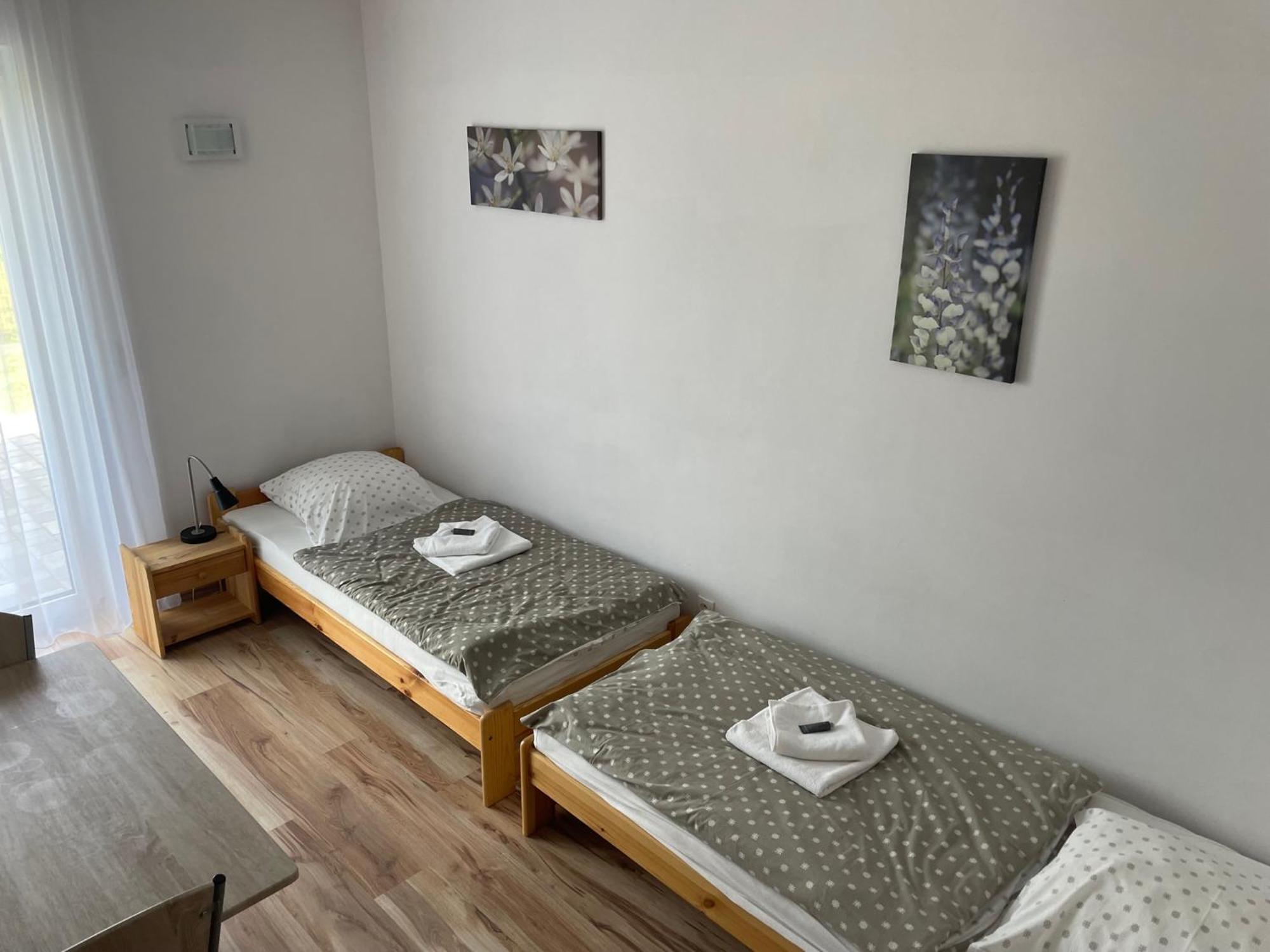 Rozana 51 Apartment ออปอเล ภายนอก รูปภาพ