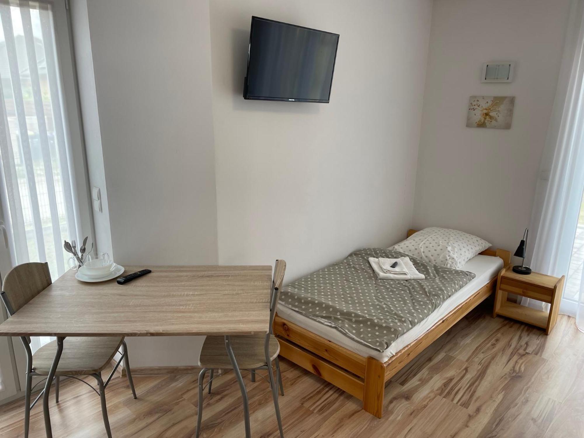 Rozana 51 Apartment ออปอเล ภายนอก รูปภาพ